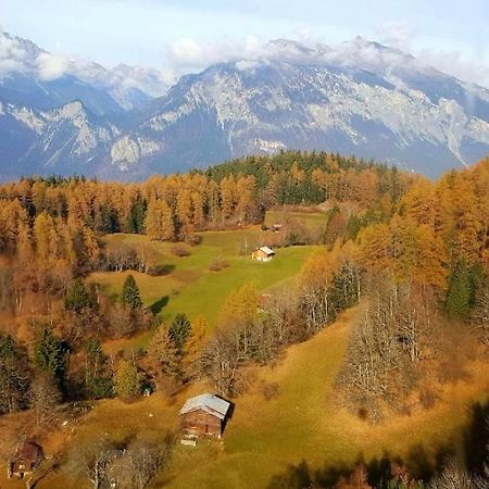 Ferienwohnung Graubunden ボナドゥウ エクステリア 写真